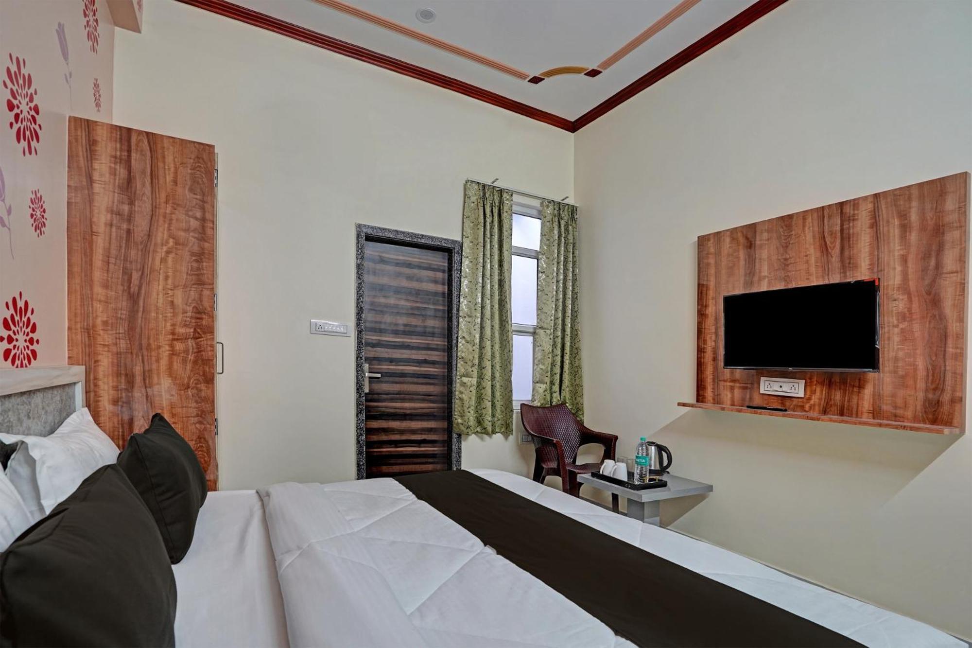 Hotel O Surya Mahal Džajpur Exteriér fotografie