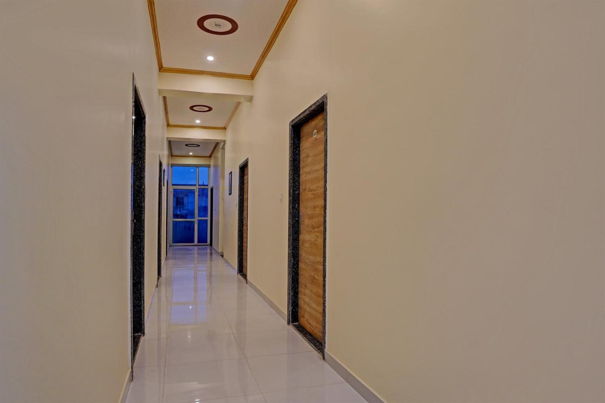Hotel O Surya Mahal Džajpur Exteriér fotografie